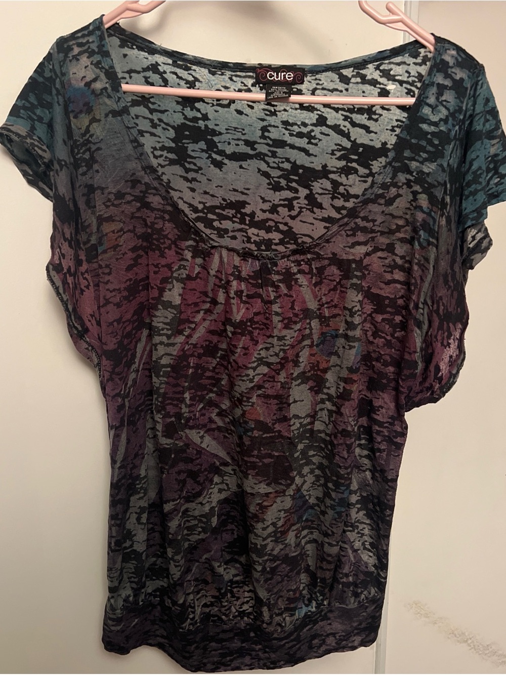 Cure Women's Short Sleeve Scoop Neck Top in Teal and Purple